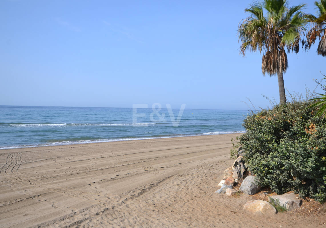 New-build Modern Villa in Los Monteros, 300 Metres from the Beach
