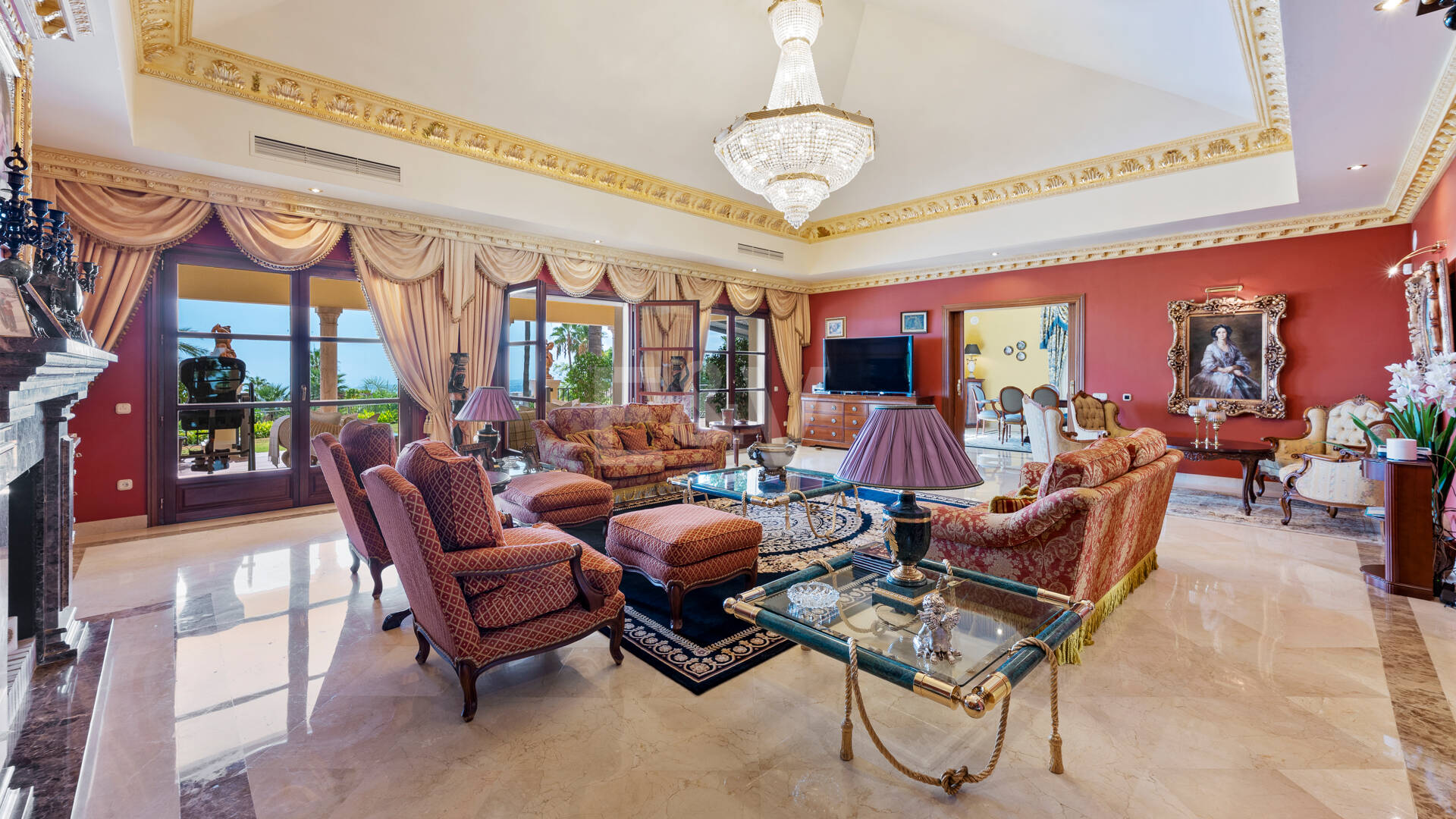 Außergewöhnliche Mansion mit Meerblick in den prestigeträchtigen Höhenlagen von Sierra Blanca
