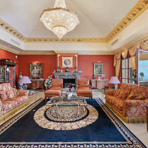 Außergewöhnliche Mansion mit Meerblick in den prestigeträchtigen Höhenlagen von Sierra Blanca