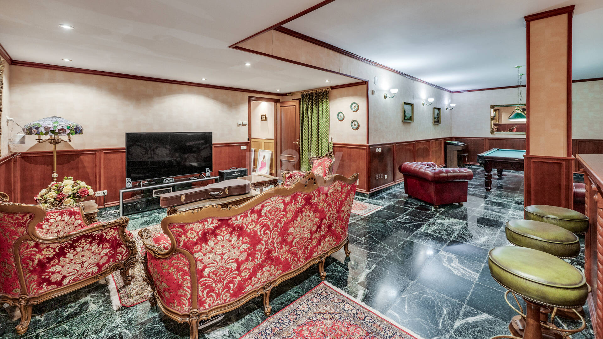 Außergewöhnliche Mansion mit Meerblick in den prestigeträchtigen Höhenlagen von Sierra Blanca
