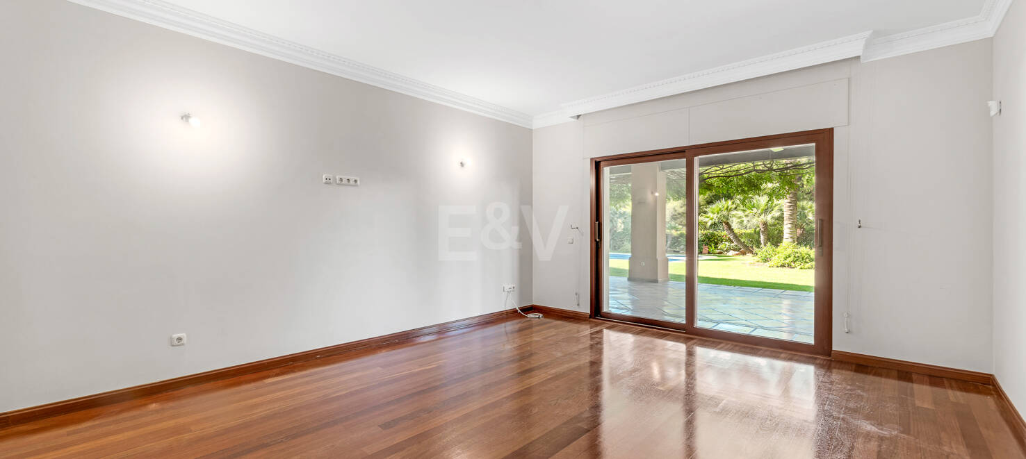 Rymlig och elegant Villa i Altos Reales på Golden Mile