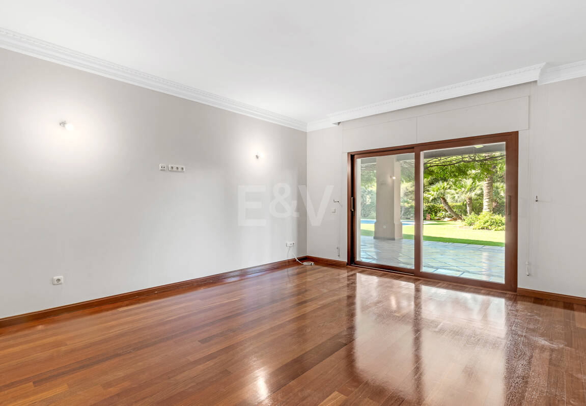 Rymlig och elegant Villa i Altos Reales på Golden Mile