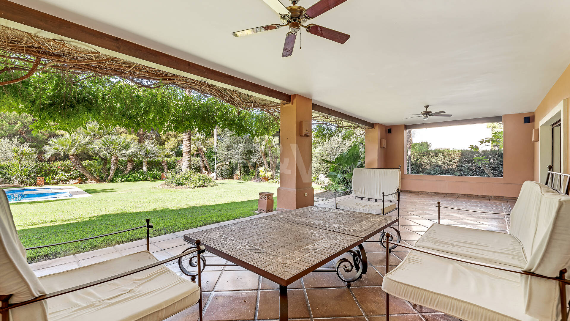 Rymlig och elegant Villa i Altos Reales på Golden Mile