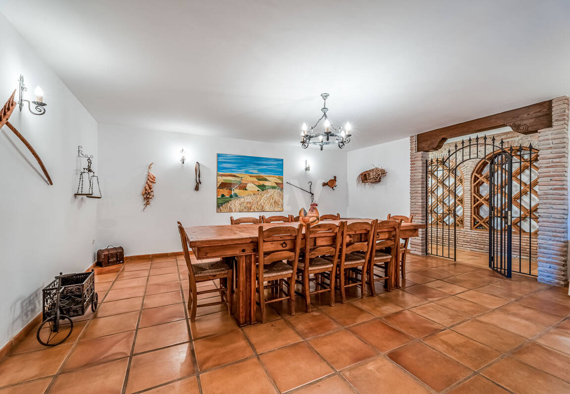 Rymlig och elegant Villa i Altos Reales på Golden Mile