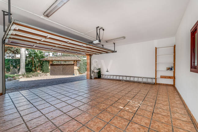 Rymlig och elegant Villa i Altos Reales på Golden Mile