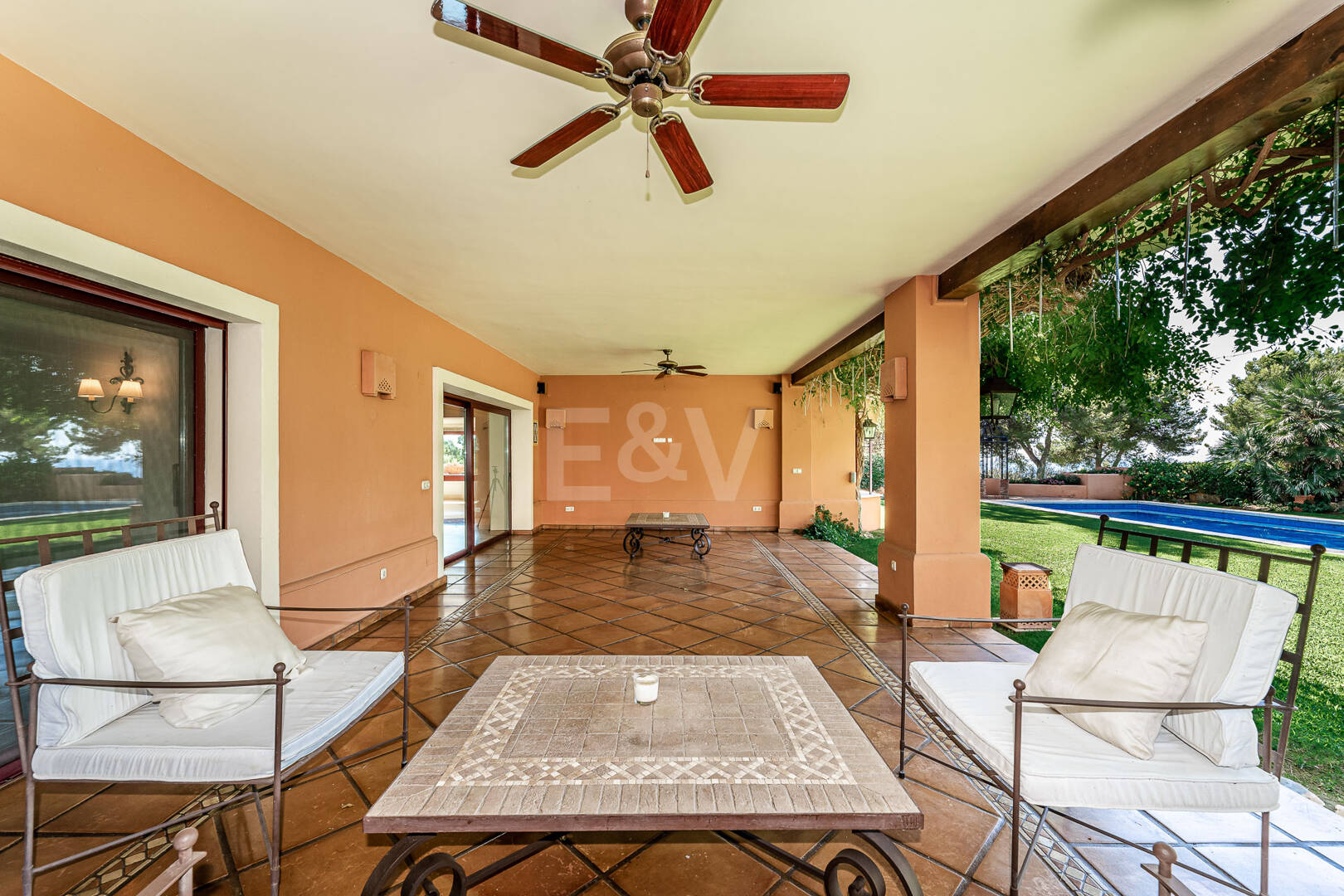 Spacious and Elegant Villa in Altos Reales on the Golden Mile