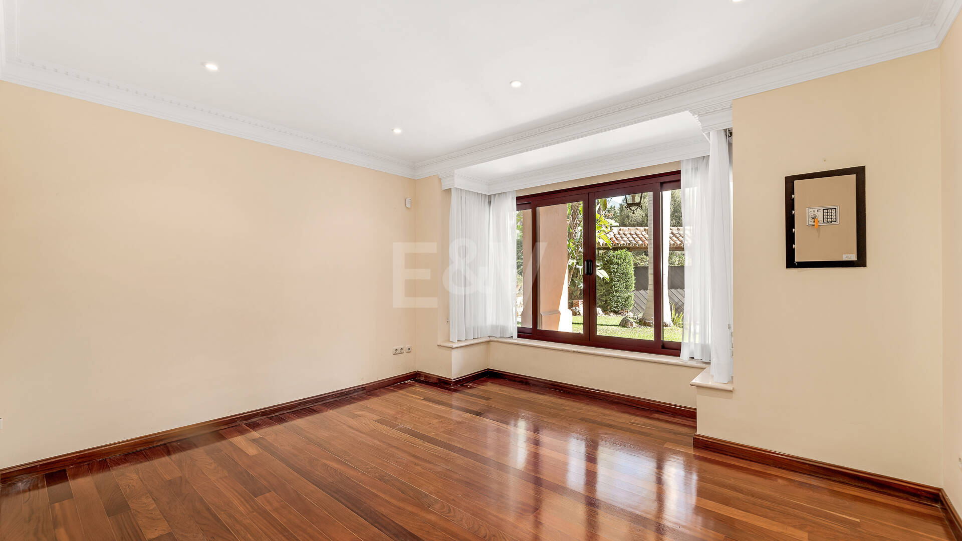 Rymlig och elegant Villa i Altos Reales på Golden Mile