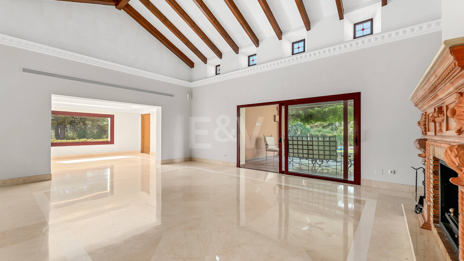 Spacious and Elegant Villa in Altos Reales on the Golden Mile