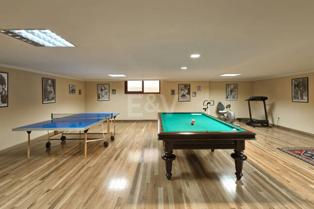 Rymlig och elegant Villa i Altos Reales på Golden Mile