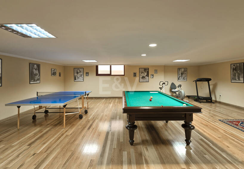 Rymlig och elegant Villa i Altos Reales på Golden Mile