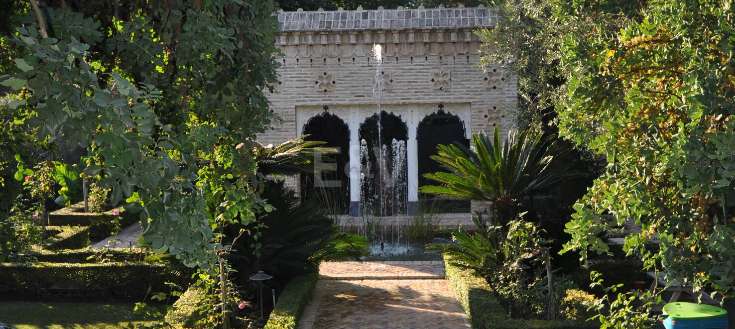 Exklusive palastartige Villa mit Meerblick in der Sierra Blanca