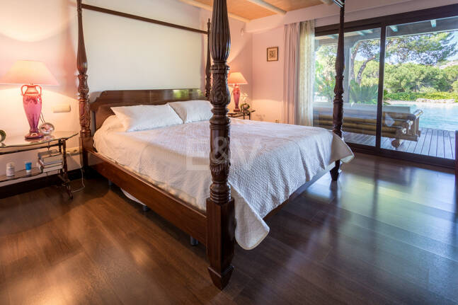 Luxurious African-style villa in Rio Real Golf