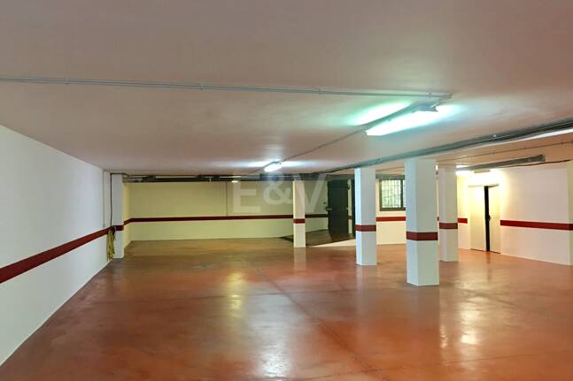 Luxurious African-style villa in Rio Real Golf