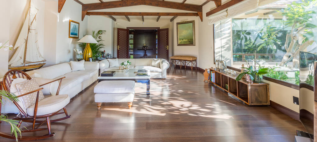 Luxurious African-style villa in Rio Real Golf