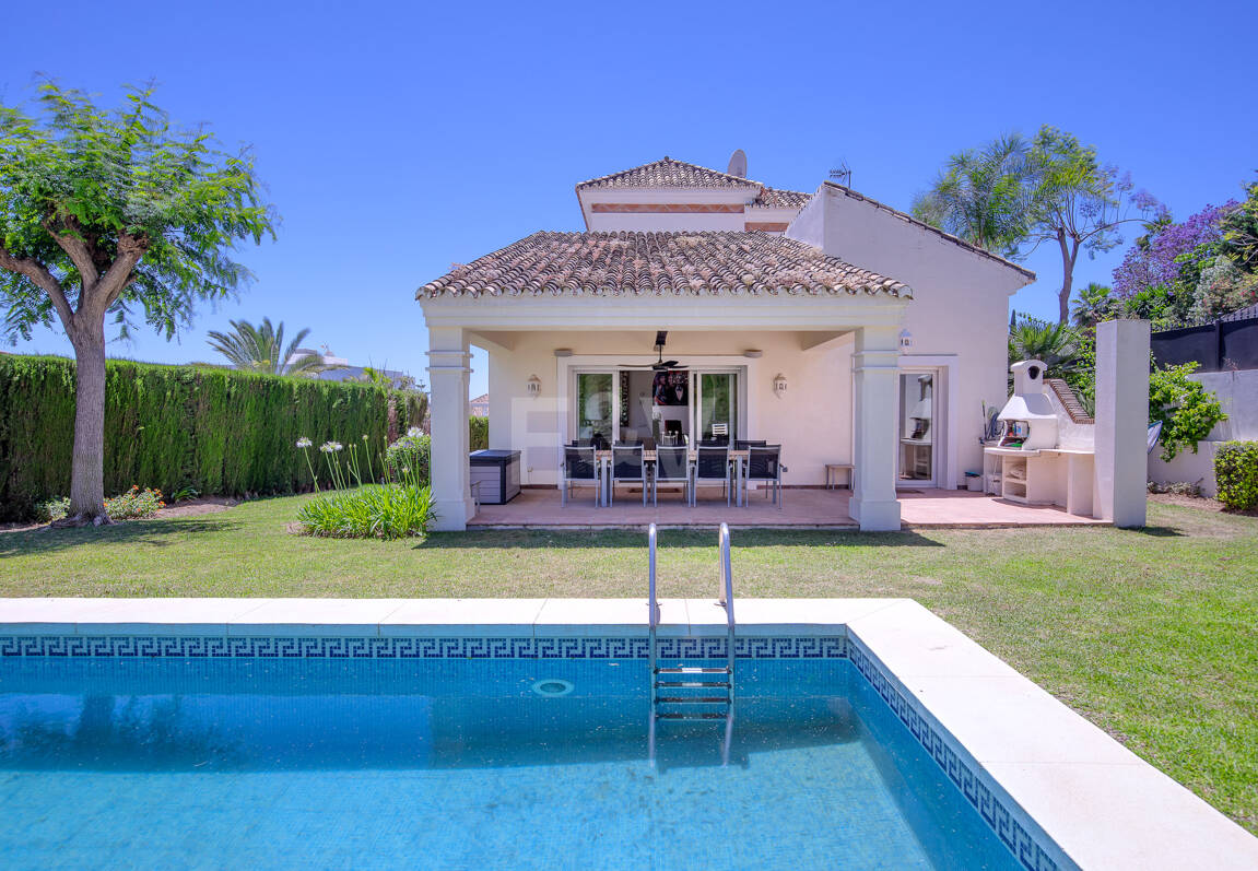 Charmante Villa in La Quinta. Preise ab 6,000 € pro Woche