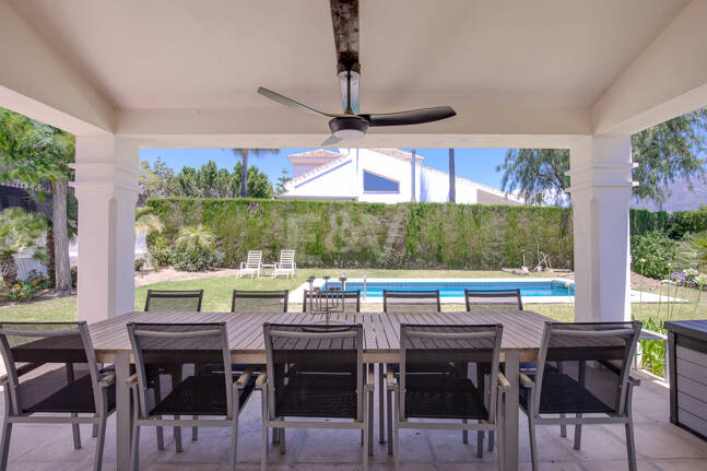 Charmante Villa in La Quinta. Preise ab 6,000 € pro Woche