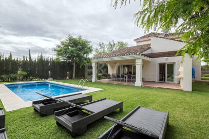 Charmante Villa in La Quinta. Preise ab 6,000 € pro Woche