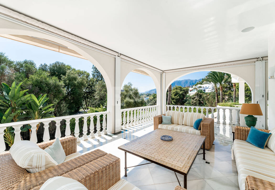 Elegant golffrontvilla i Rio Real Marbella