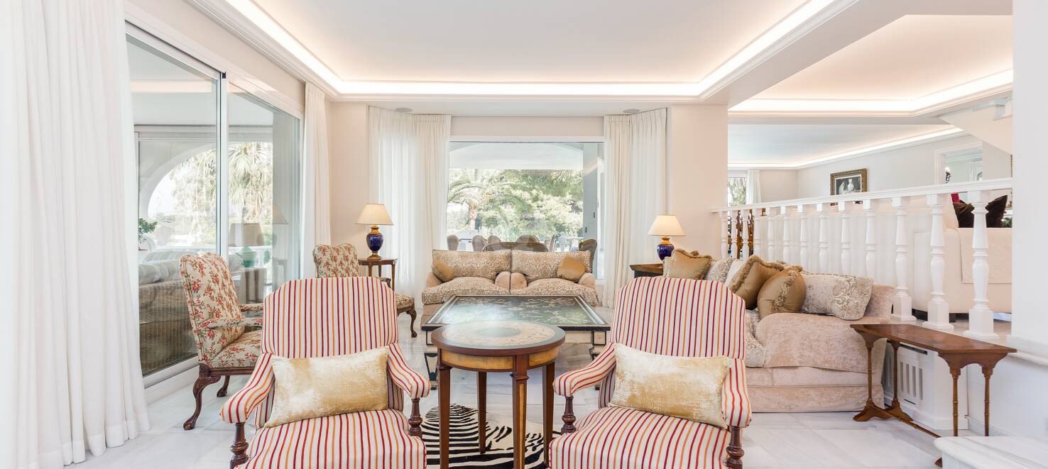 Elegant golffrontvilla i Rio Real Marbella
