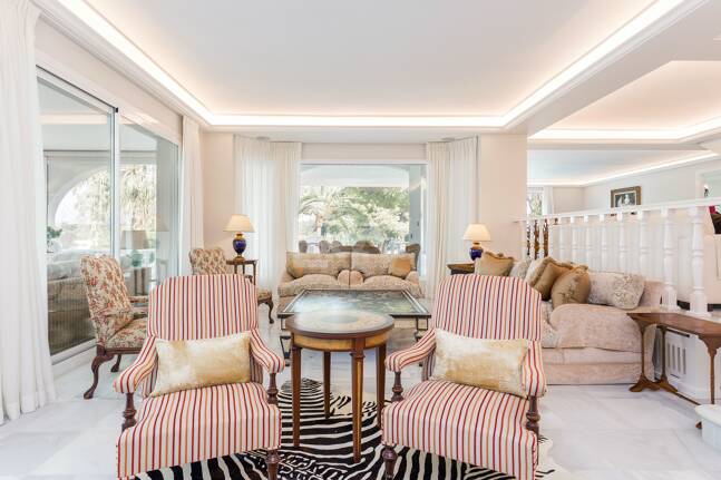 Elegant golffrontvilla i Rio Real Marbella