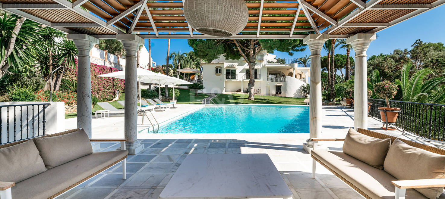 Elegant golffrontvilla i Rio Real Marbella