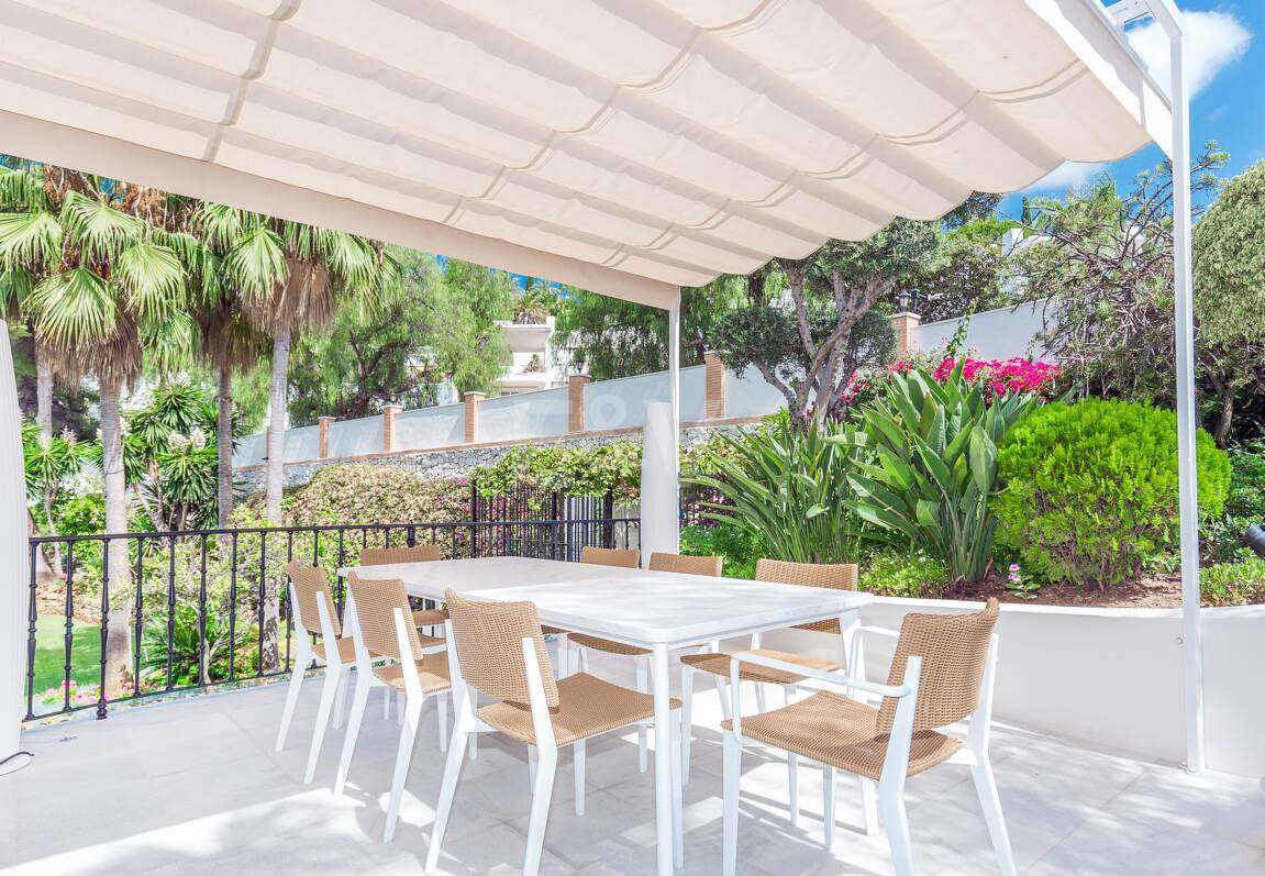 Elegant golffrontvilla i Rio Real Marbella