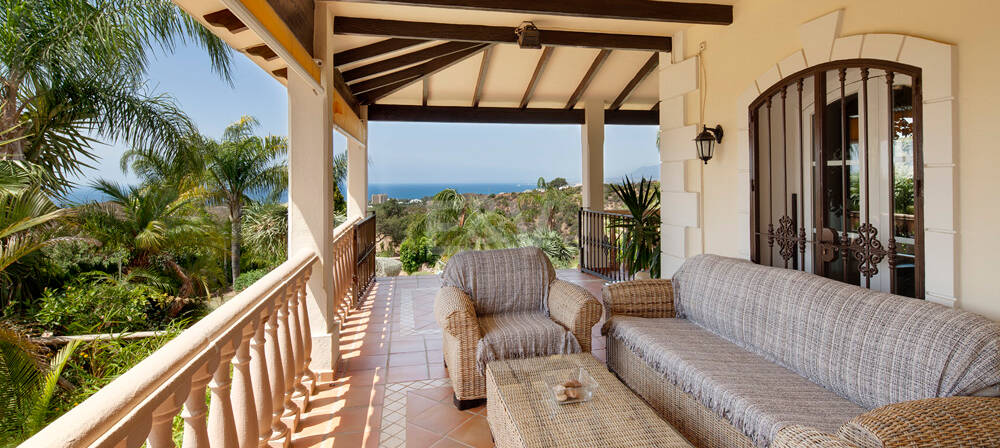 Villa with Panoramic Views in Los Altos de los Monteros