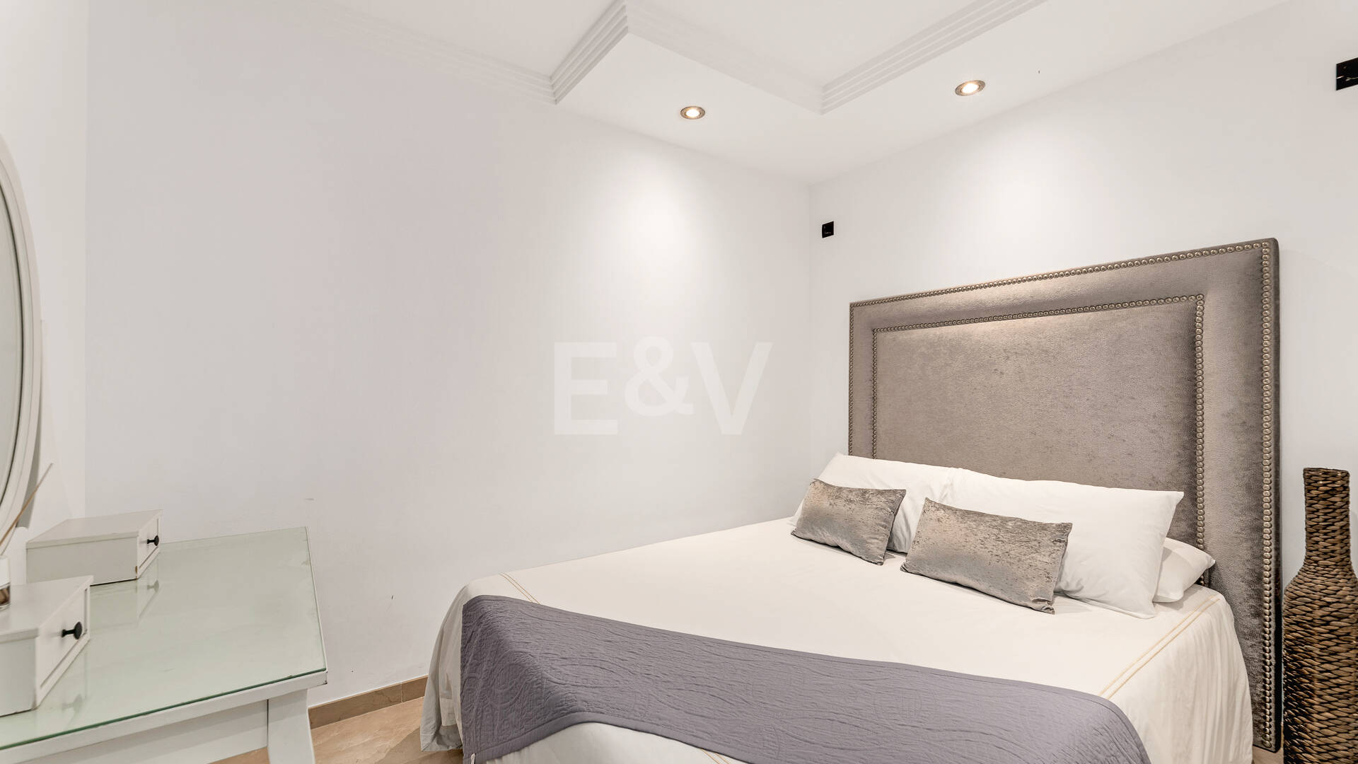 Magnifik Villa i Elviria med fantastisk havsutsikt