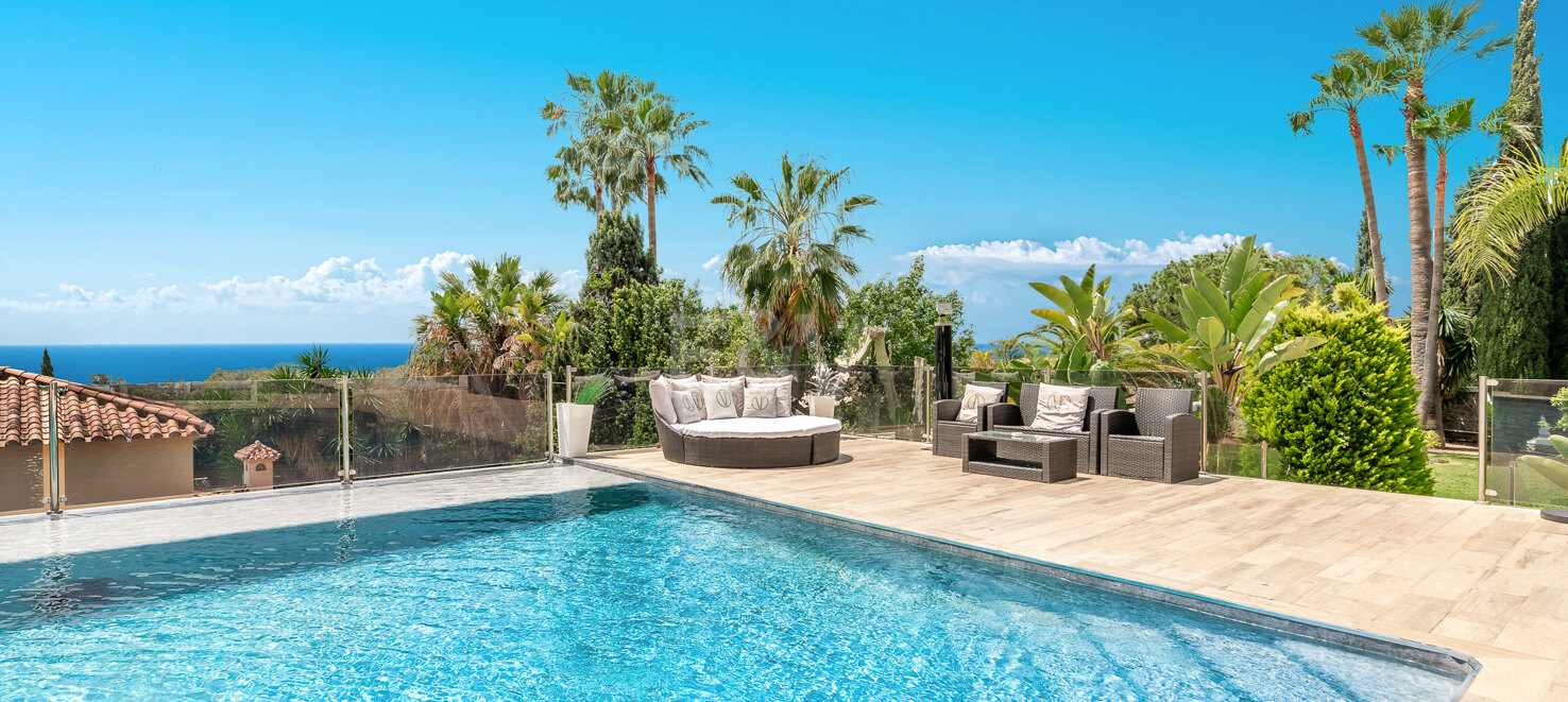 Magnificent Villa in Elviria with Stunning Sea Views