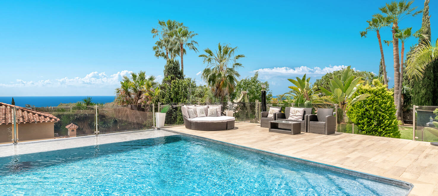 Magnificent Villa in Elviria with Stunning Sea Views