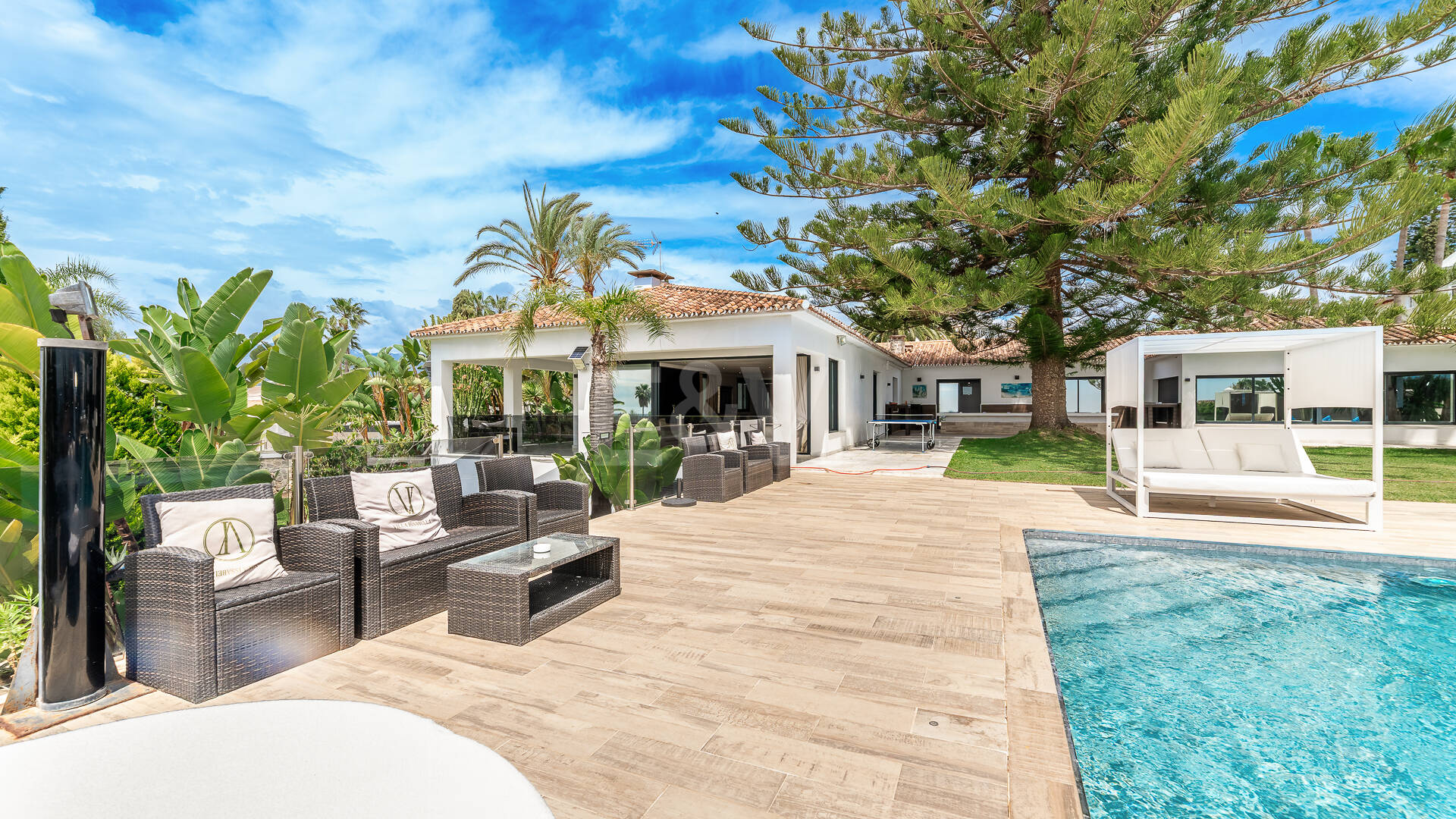 Magnifik Villa i Elviria med fantastisk havsutsikt