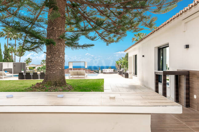 Magnifik Villa i Elviria med fantastisk havsutsikt