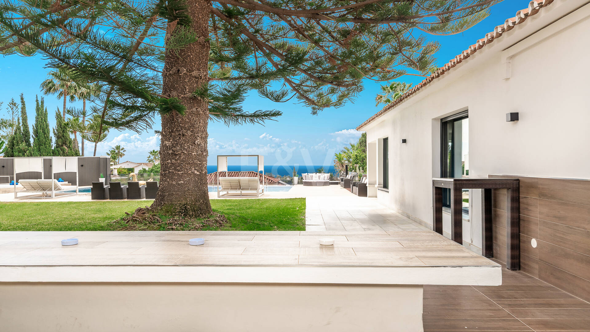 Herrliche Villa in Elviria mit einem fantastischen Meerblick