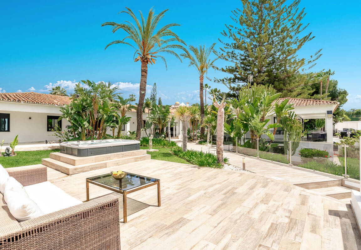 Magnifik Villa i Elviria med fantastisk havsutsikt