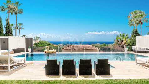 Magnifik Villa i Elviria med fantastisk havsutsikt
