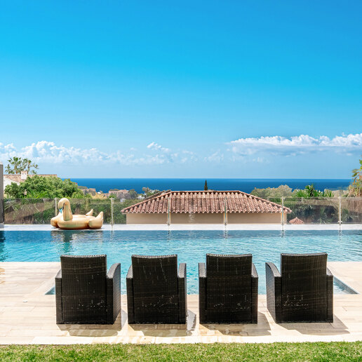 Magnificent Villa in Elviria with Stunning Sea Views