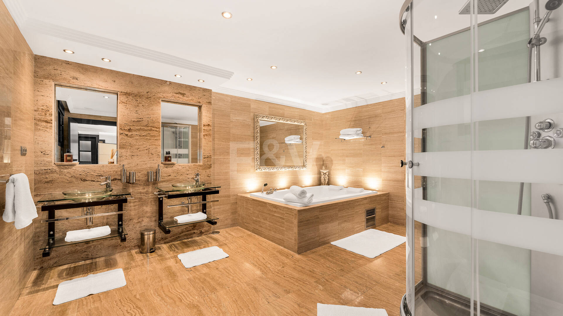 Magnifik Villa i Elviria med fantastisk havsutsikt