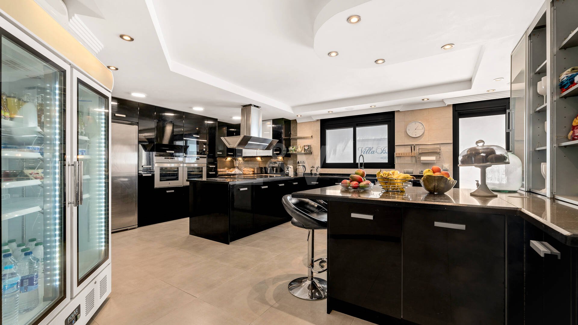 Herrliche Villa in Elviria mit einem fantastischen Meerblick