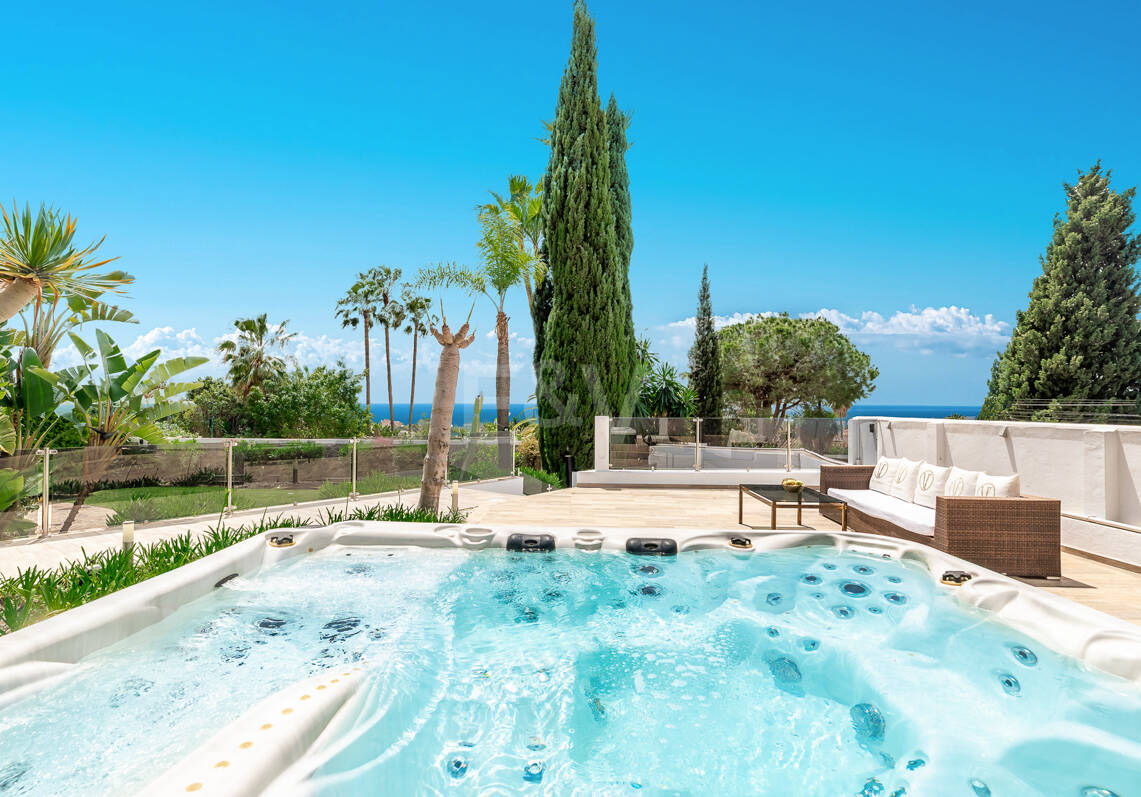 Magnífica villa in Elviria con impresionantes vistas al mar