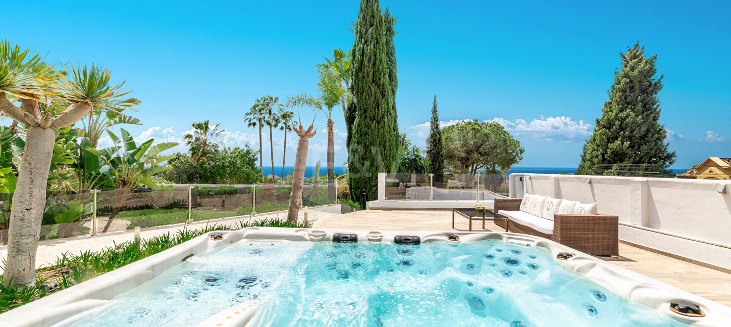 Magnificent Villa in Elviria with Stunning Sea Views