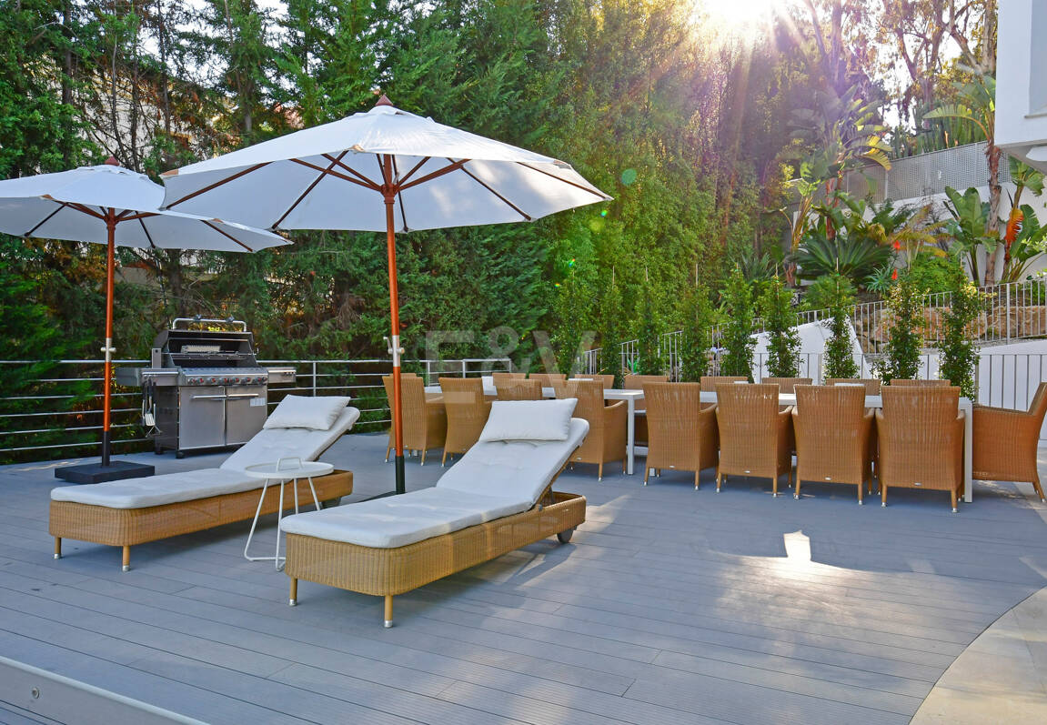 Moderne Villa mit Panoramablick.