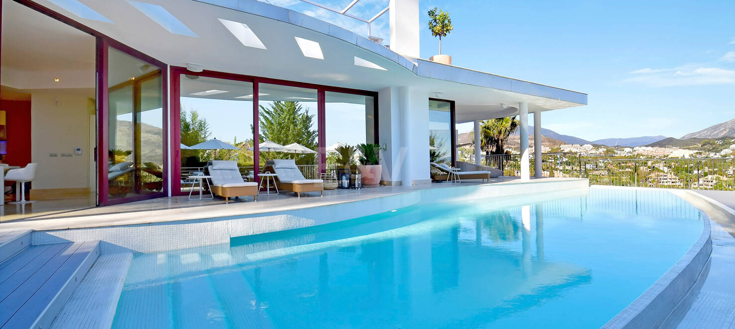 Villa contemporaine avec vue panoramique