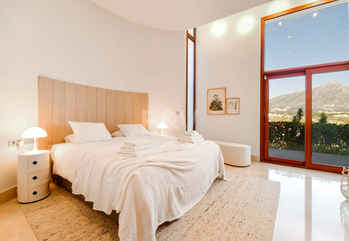 Moderne Villa mit Panoramablick.