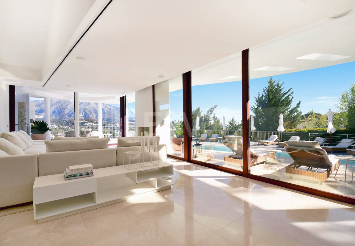 Moderne Villa mit Panoramablick.