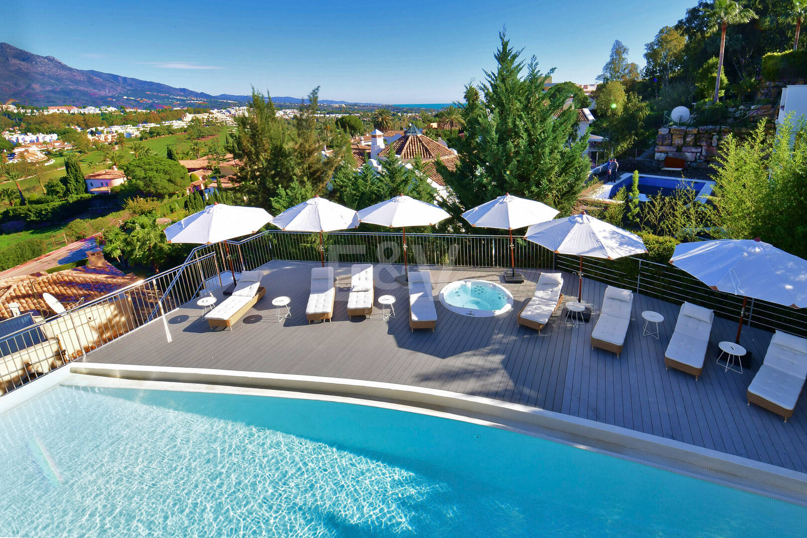 Willa do wynajęcia w Nueva Andalucia, Marbella (Wszystkie obszary)