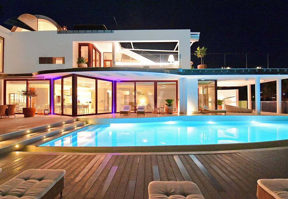 Modern villa med panoramautsikt, Nueva Andalucía