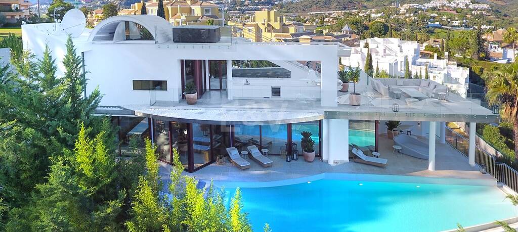 Modern villa med panoramautsikt, Nueva Andalucía