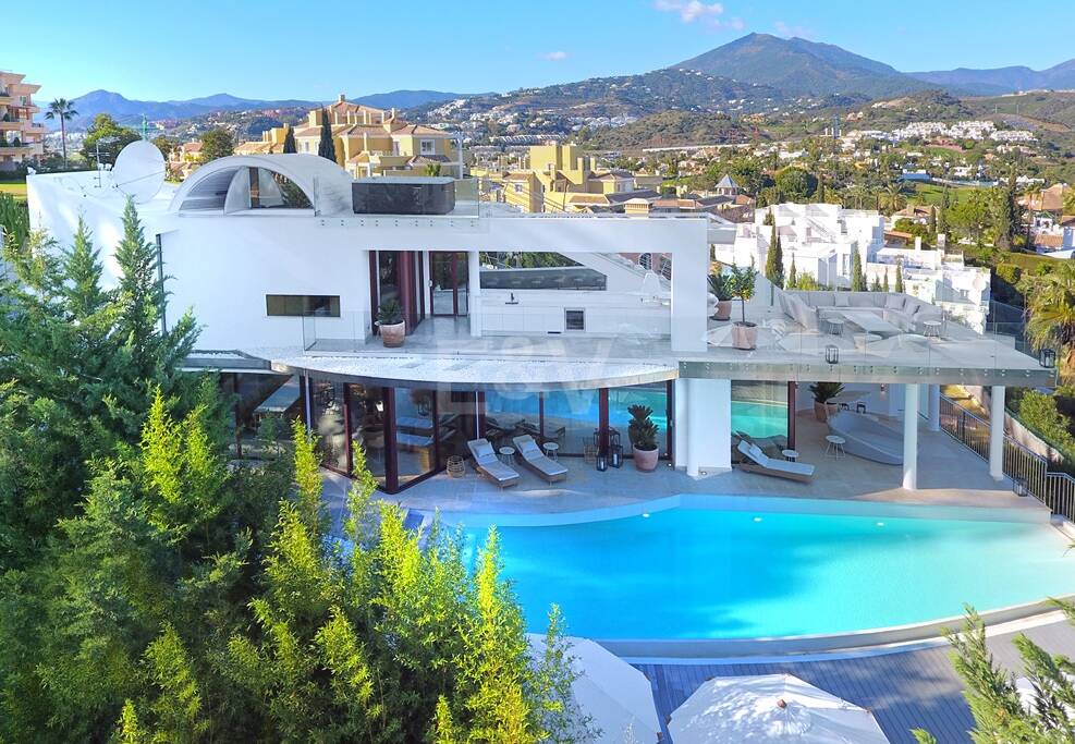 Modern villa med panoramautsikt, Nueva Andalucía