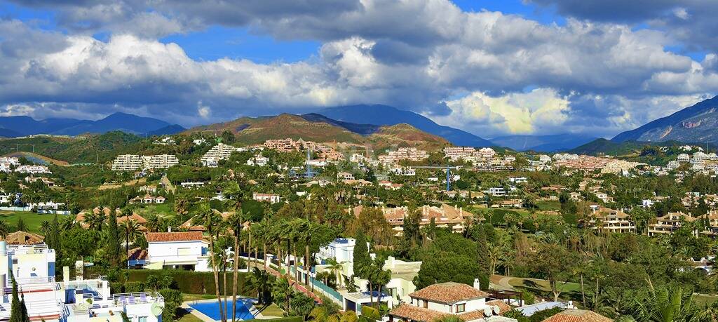 Modern villa med panoramautsikt, Nueva Andalucía