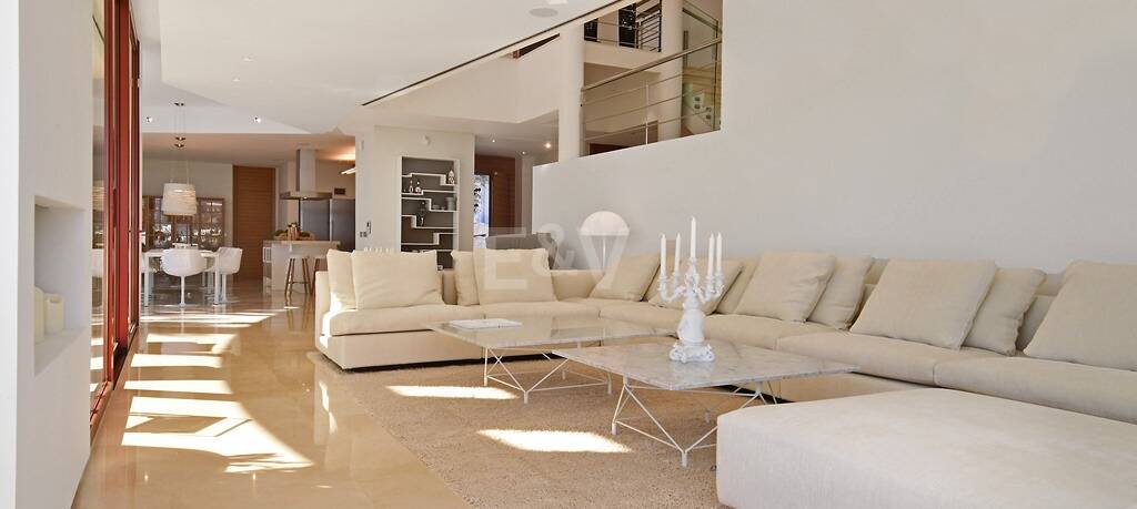 Modern villa med panoramautsikt, Nueva Andalucía